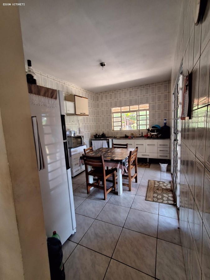 Chácara, 3 quartos, 763 m² - Foto 4