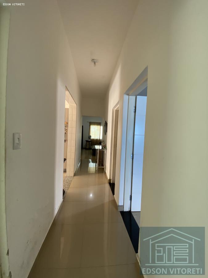 Casa, 3 quartos, 200 m² - Foto 19