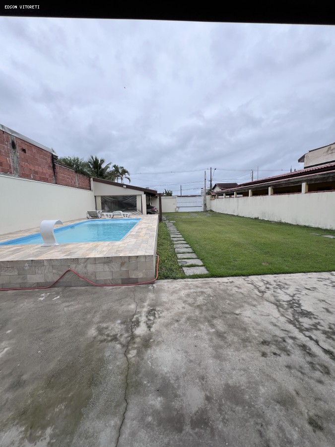 Casa, 3 quartos, 162 m² - Foto 1